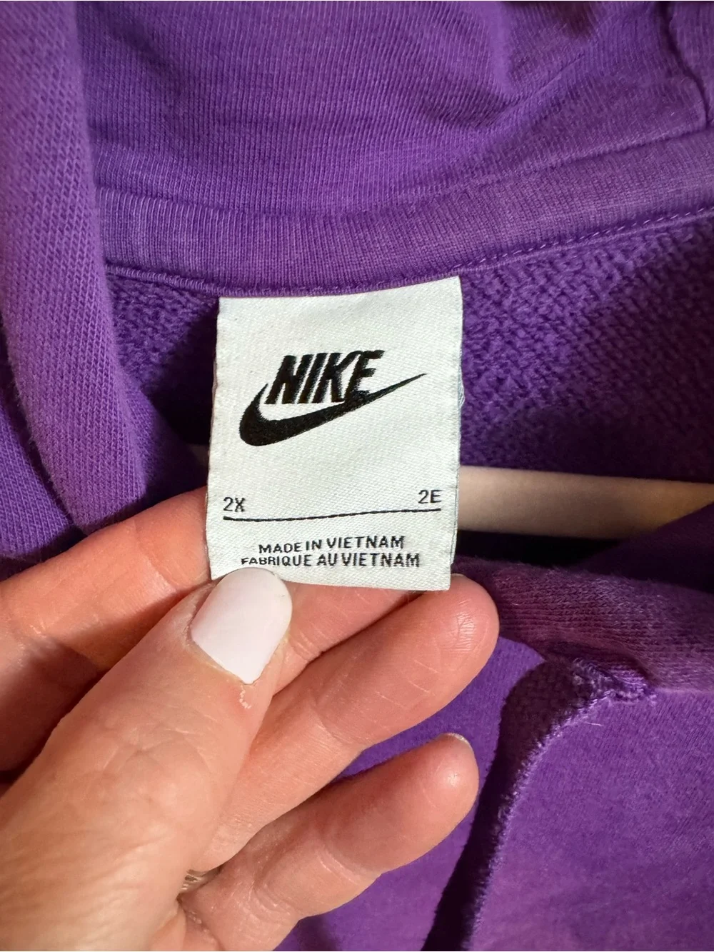 Nike Woman’s Purple Pullover Hoodie Sweatshirt
